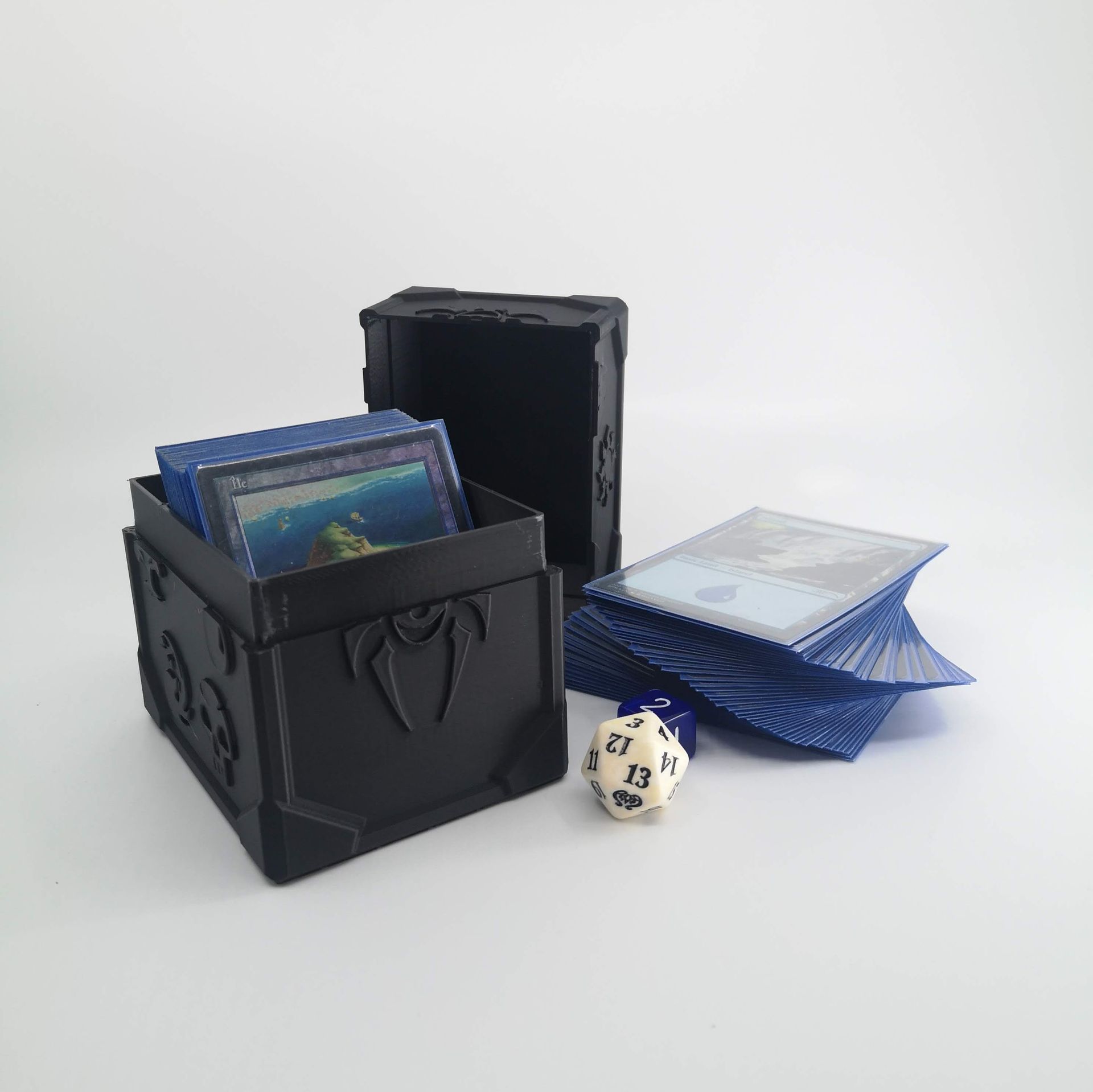 Venchartt Deck Box Boite de rangement jeux de cartes Création en impression 3D personnalisable Boite Jeux de cartes Artisanal Lyon Personnalisé Magic Yu-Gi-Oh! Pokémon Sur mesure Protection
